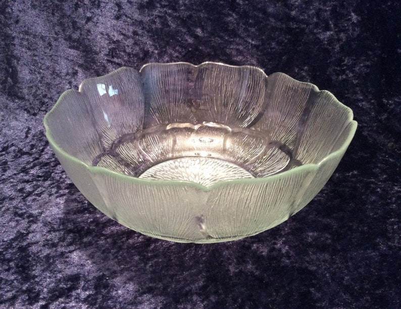 8in glass serving bowl